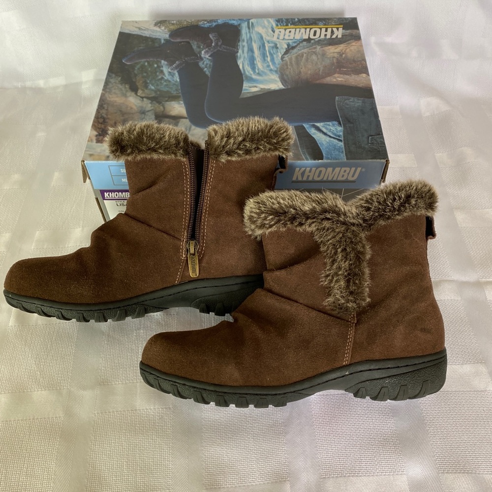 Khombu Suede Booties, 8M, EUC